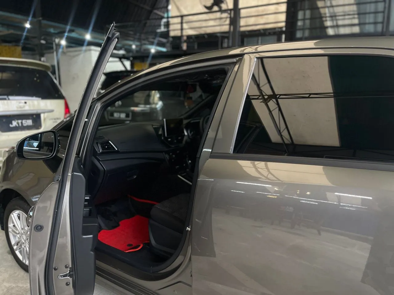 Proton Iriz 1.3 - Image 7