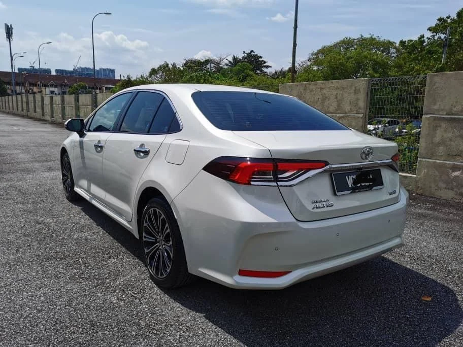 Toyota Corolla Altis - Image 3