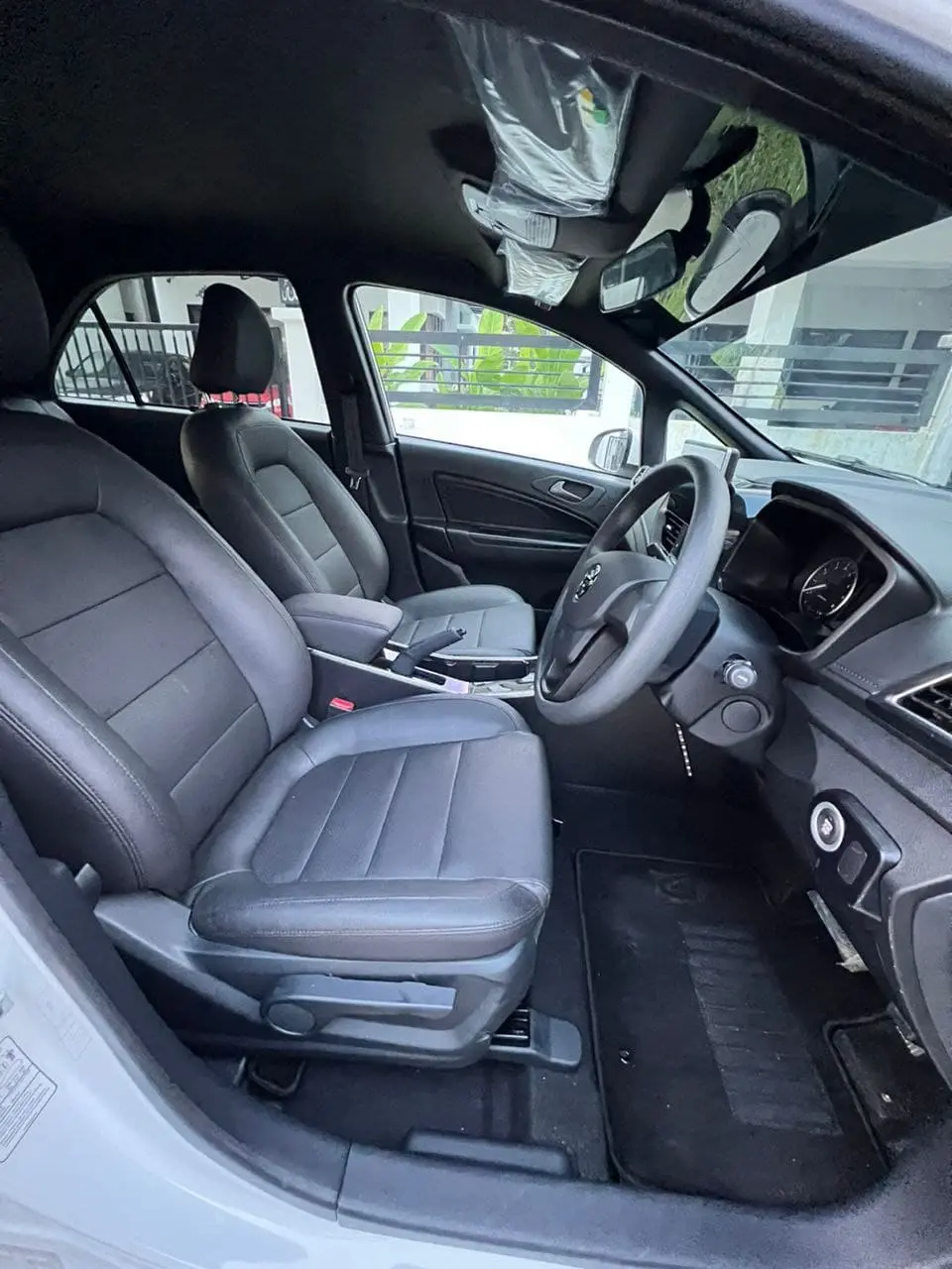 Proton Iriz Executive 1.6cc - Image 5