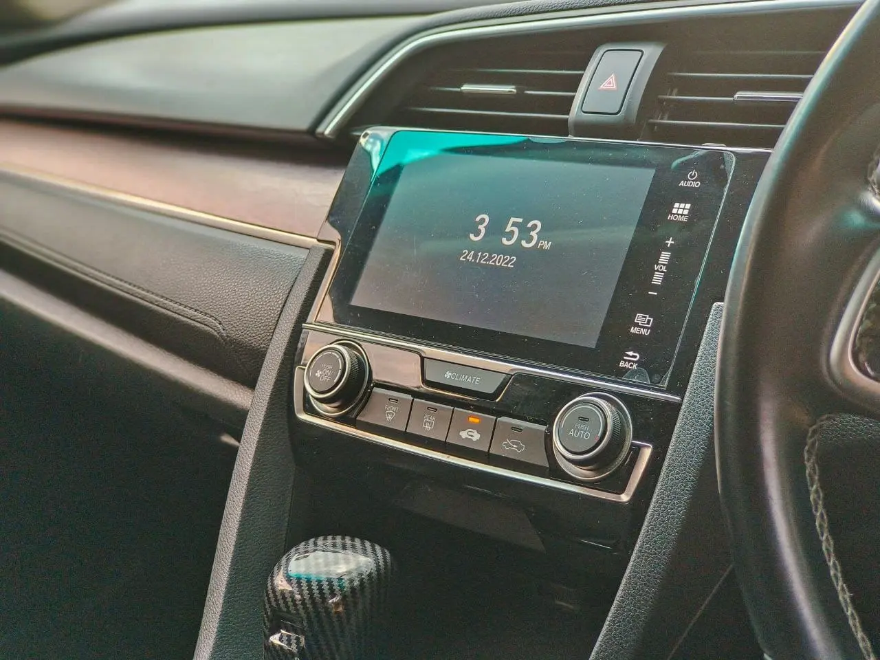 Honda Civic FC - Image 17