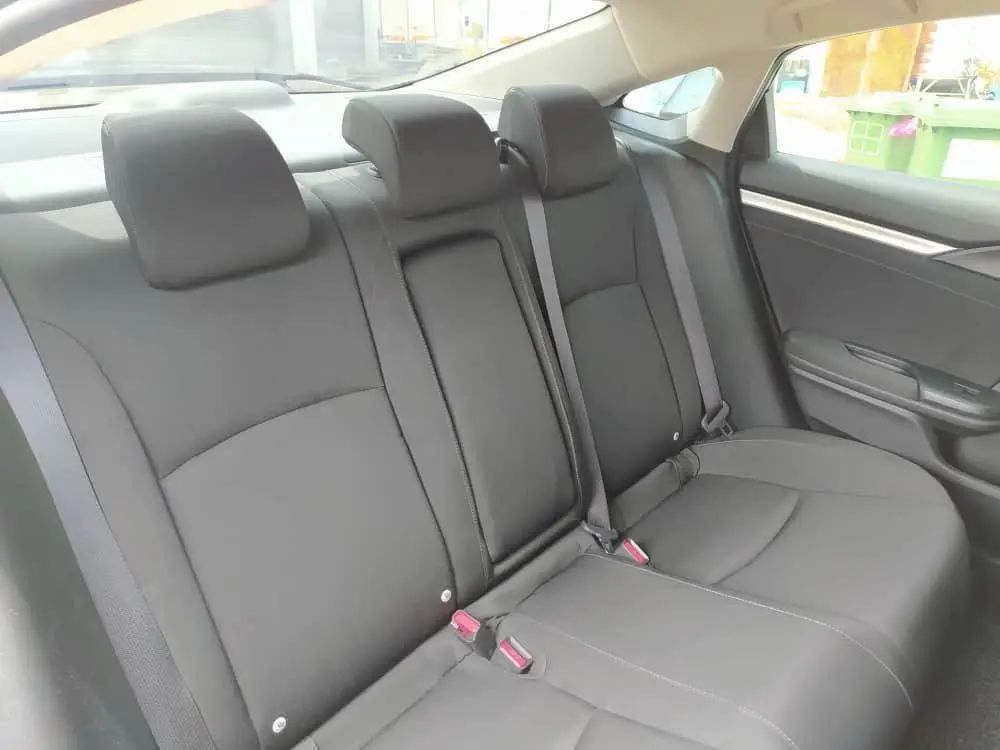 Honda Civic FC - Image 24