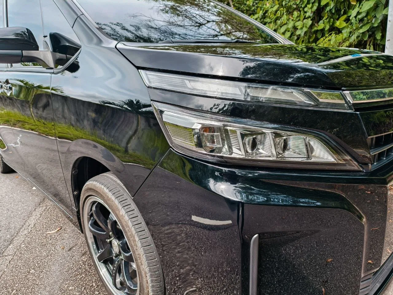 Toyota Voxy & Noah (Mini Vellfire) - Image 4