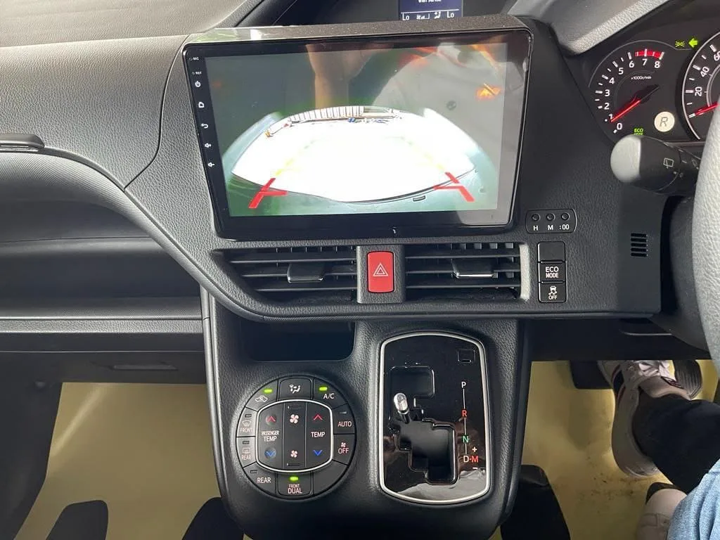 Toyota Voxy & Noah (Mini Vellfire) - Image 11