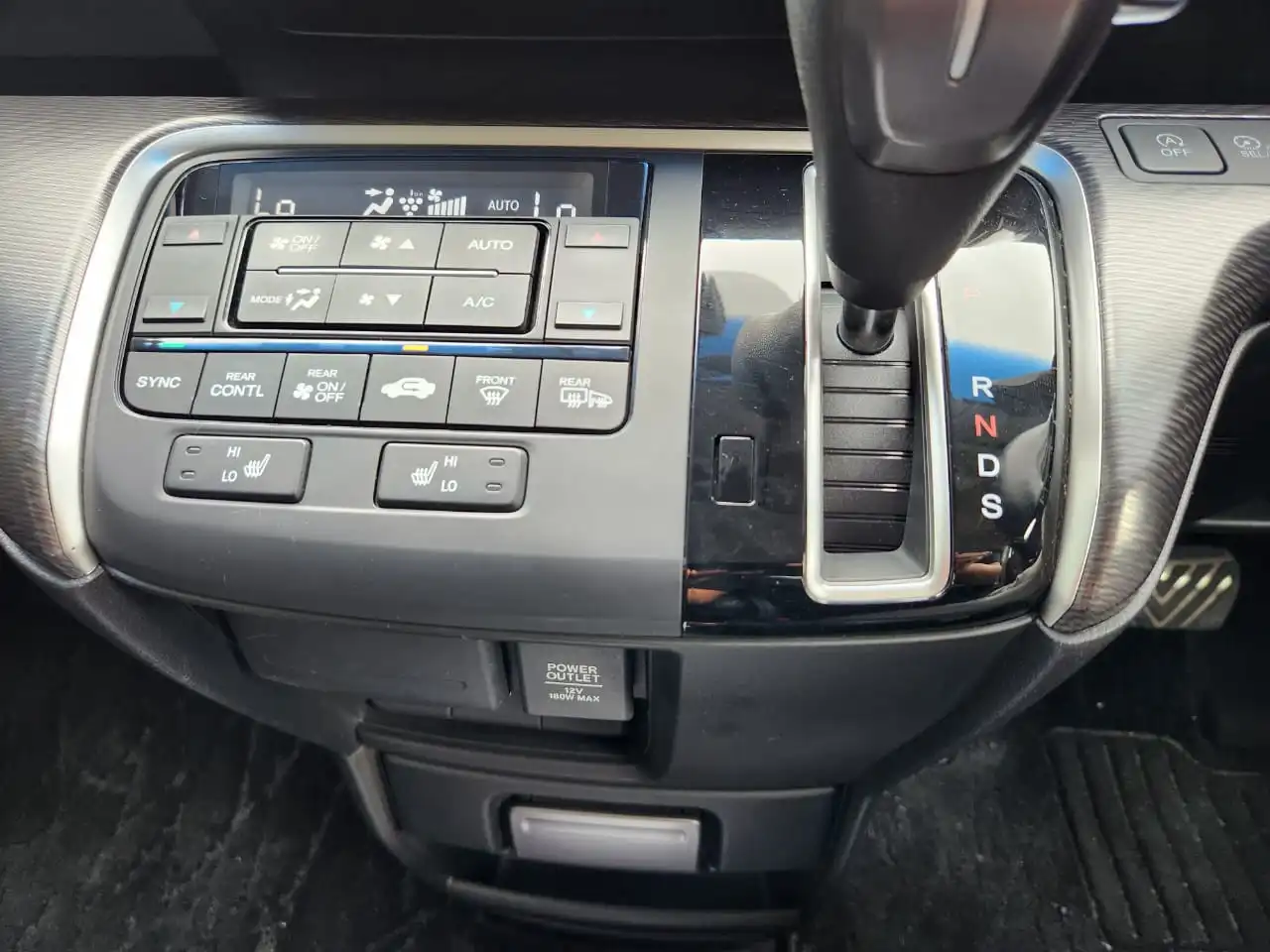 Honda Stepwagon - Image 7