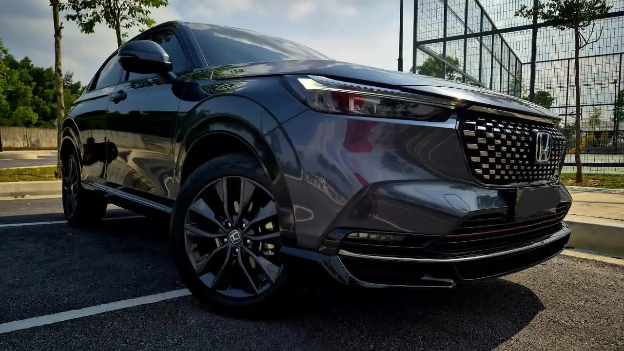 Honda HRV RS (Hybrid) - Image 10