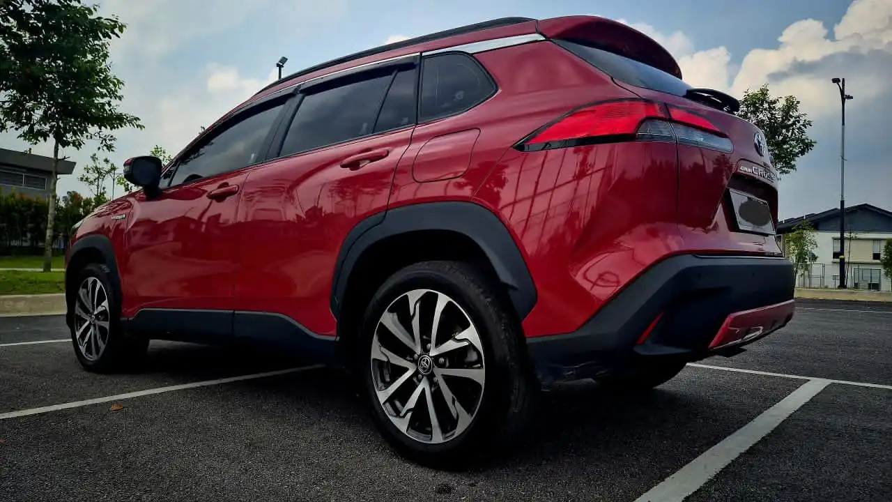 Toyota Corolla Cross Hybrid - Image 8