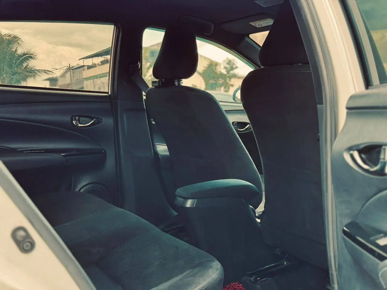 Toyota Yaris - Image 7