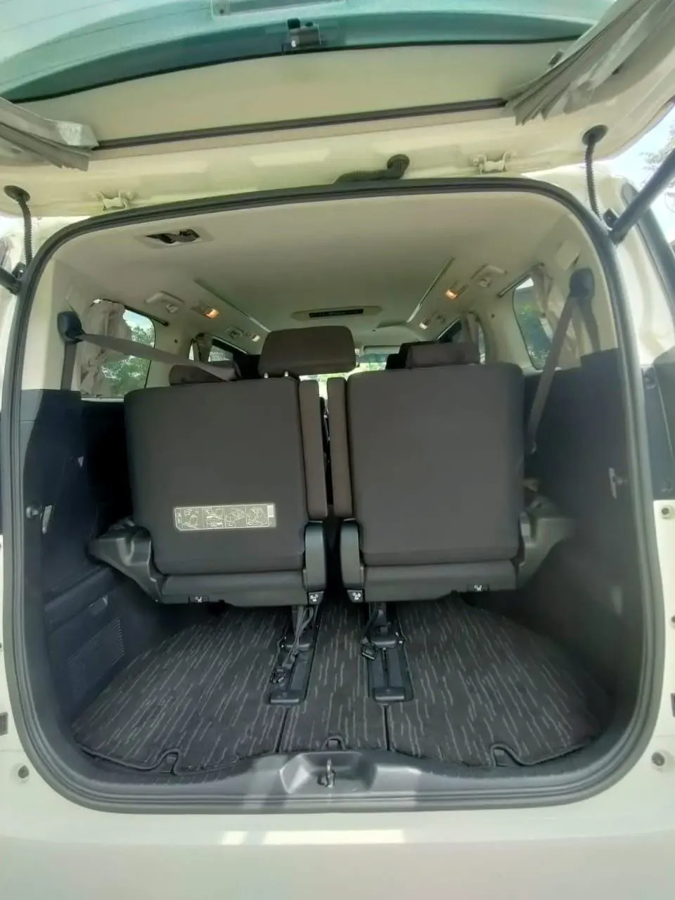 Vellfire ZA AGH30 New Facelift - Image 13