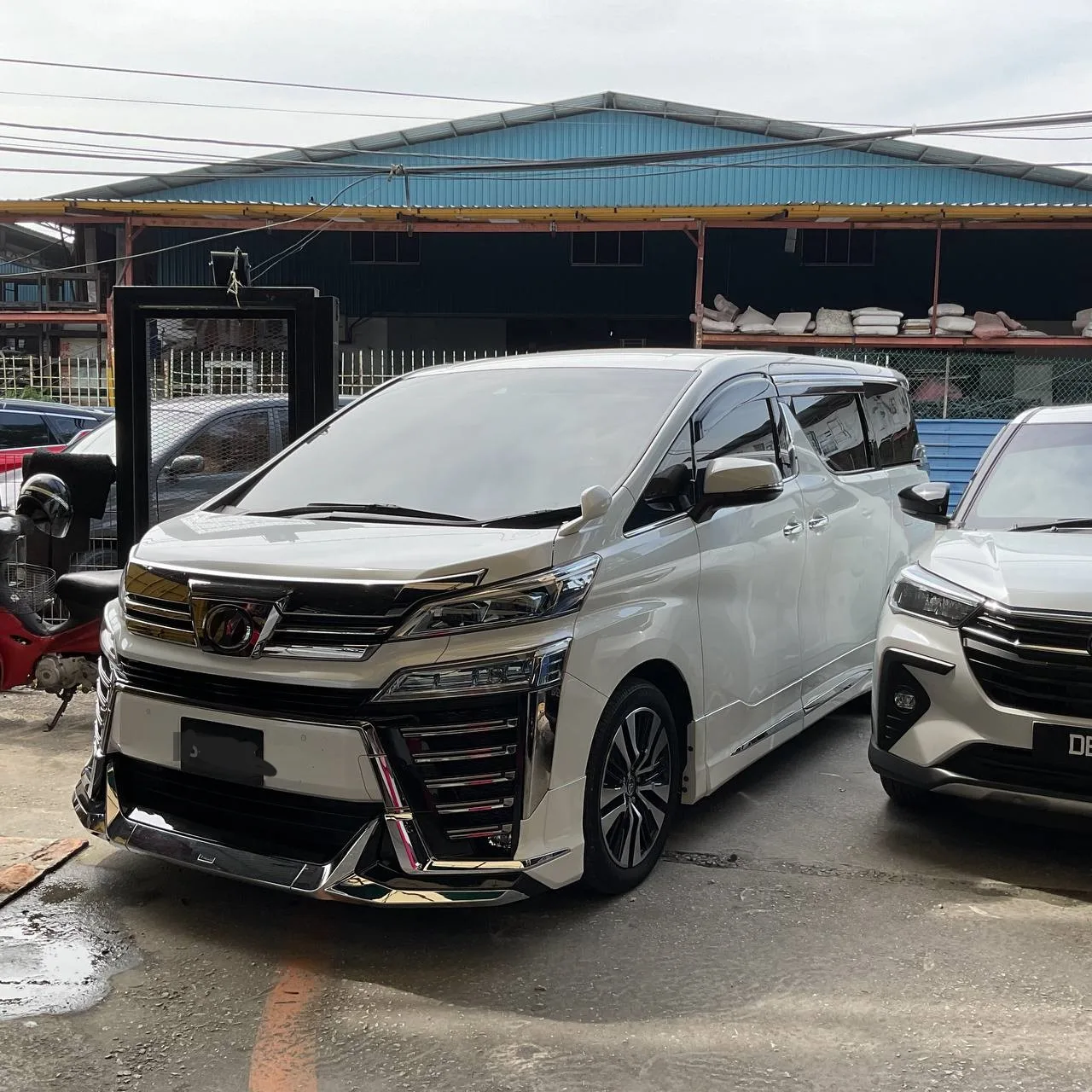 Vellfire ZG AGH30 New Facelift - Image 3